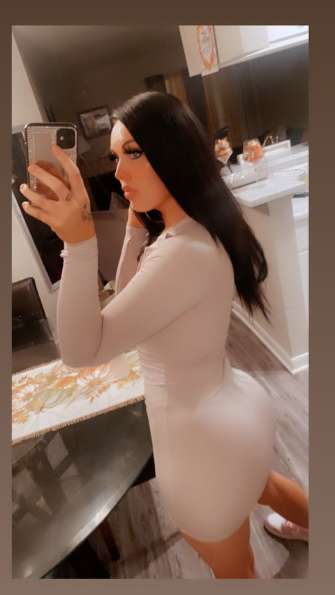 evahh OnlyFans - Free Access to 32 Videos & 49 Photos Onlyfans Free Access