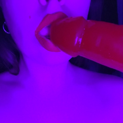 evilbitchh OnlyFans - Free Access to 32 Videos & 49 Photos Onlyfans Free Access