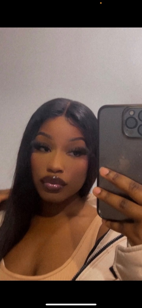 femmefatalexox OnlyFans - Free Access to 32 Videos & 49 Photos Onlyfans Free Access