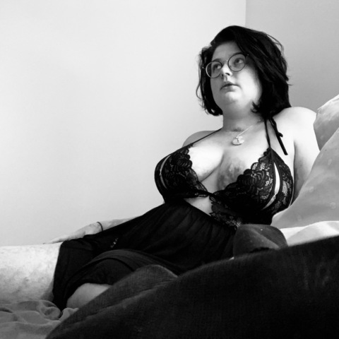 firegirl2001 OnlyFans - Free Access to 32 Videos & 49 Photos Onlyfans Free Access