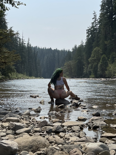 fithippie_420 OnlyFans - Free Access to 101 Videos & 328 Photos Onlyfans Free Access