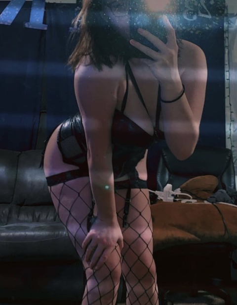 freakbitch420 OnlyFans - Free Access to 32 Videos & 49 Photos Onlyfans Free Access