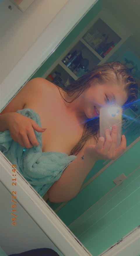 freakykiki143 OnlyFans - Free Access to 32 Videos & 49 Photos Onlyfans Free Access