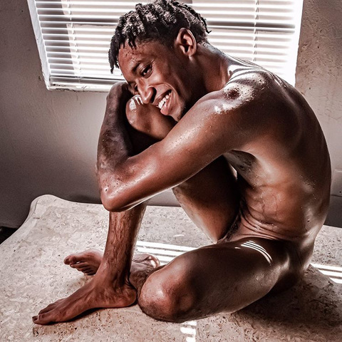 frostytaz OnlyFans - Free Access to 32 Videos & 49 Photos Onlyfans Free Access