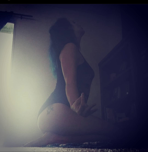 galacticwitch1111 OnlyFans - Free Access to 32 Videos & 49 Photos Onlyfans Free Access