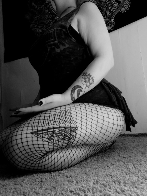 galaxypixie OnlyFans - Free Access to 32 Videos & 175 Photos Onlyfans Free Access