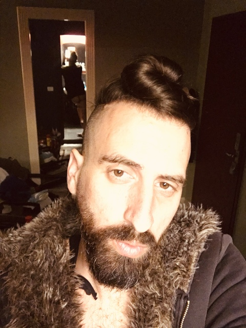 galyoss OnlyFans - Free Access to 32 Videos & 49 Photos Onlyfans Free Access