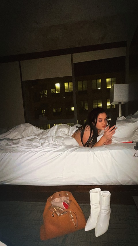 giagalla OnlyFans - Free Access to 32 Videos & 49 Photos Onlyfans Free Access