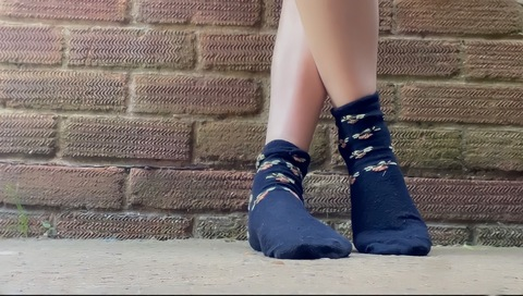 goddess_feetandsocks OnlyFans - Free Access to 32 Videos & 77 Photos Onlyfans Free Access