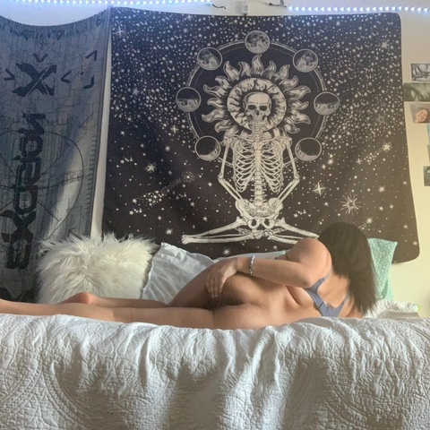 goodwhorning OnlyFans - Free Access to 32 Videos & 49 Photos Onlyfans Free Access