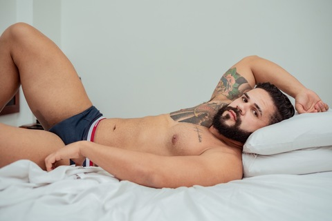 gutobaezz OnlyFans - Free Access to 32 Videos & 49 Photos Onlyfans Free Access