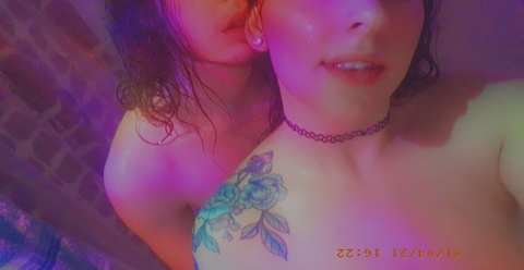 gypsyandking OnlyFans - Free Access to 32 Videos & 49 Photos Onlyfans Free Access