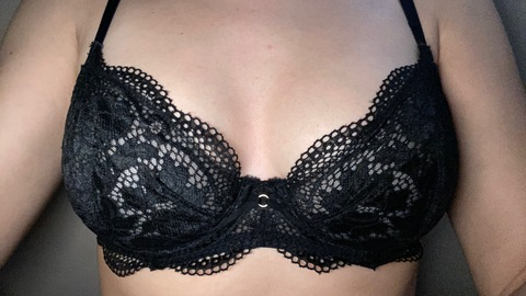 hailoif OnlyFans - Free Access to 32 Videos & 49 Photos Onlyfans Free Access