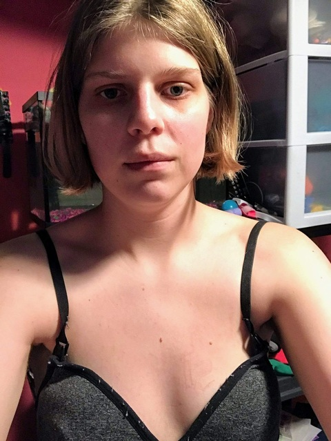 hannah95 OnlyFans - Free Access to 32 Videos & 49 Photos Onlyfans Free Access