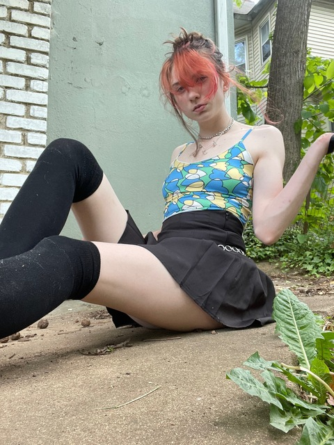 hennyistrash OnlyFans - Free Access to 32 Videos & 49 Photos Onlyfans Free Access