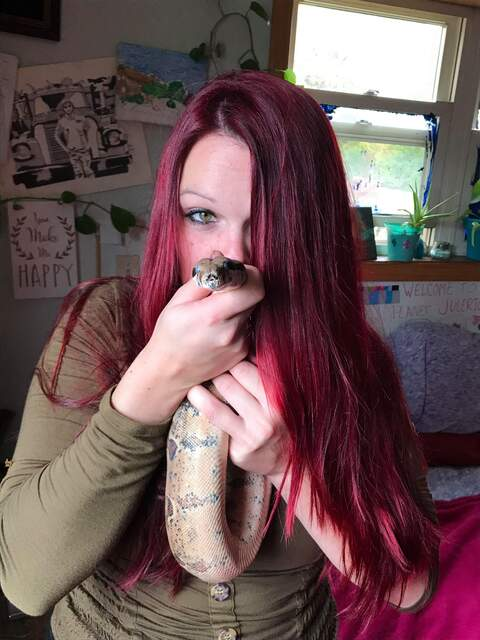 hippiefromthehood OnlyFans - Free Access to 32 Videos & 136 Photos Onlyfans Free Access