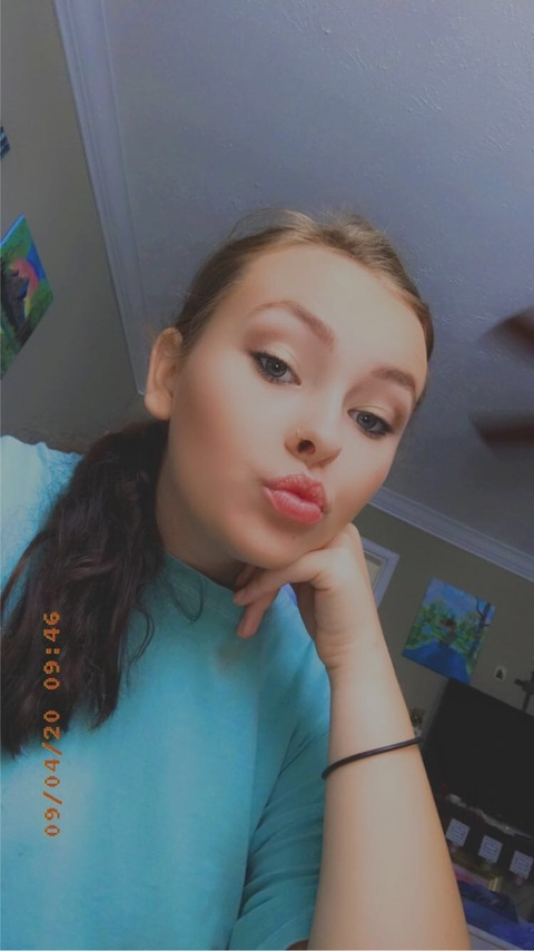 hmakayla_18 OnlyFans - Free Access to 32 Videos & 49 Photos Onlyfans Free Access