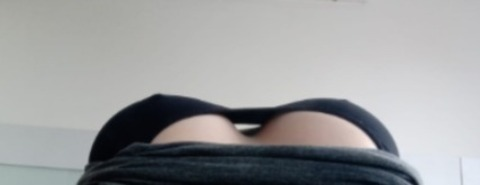 holyginger OnlyFans - Free Access to 32 Videos & 49 Photos Onlyfans Free Access