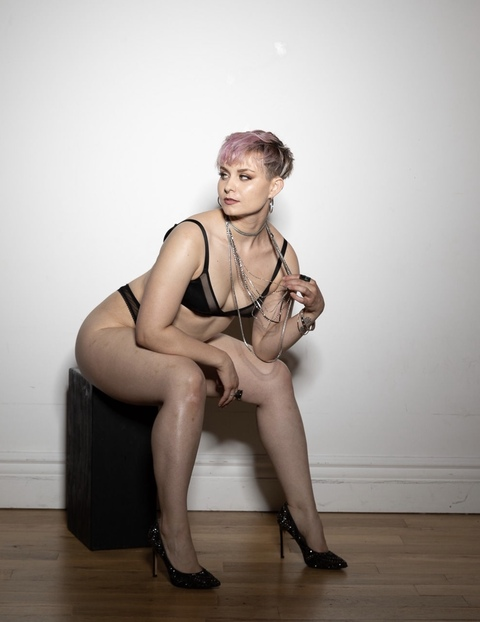 honeyblunt20 OnlyFans - Free Access to 32 Videos & 129 Photos Onlyfans Free Access