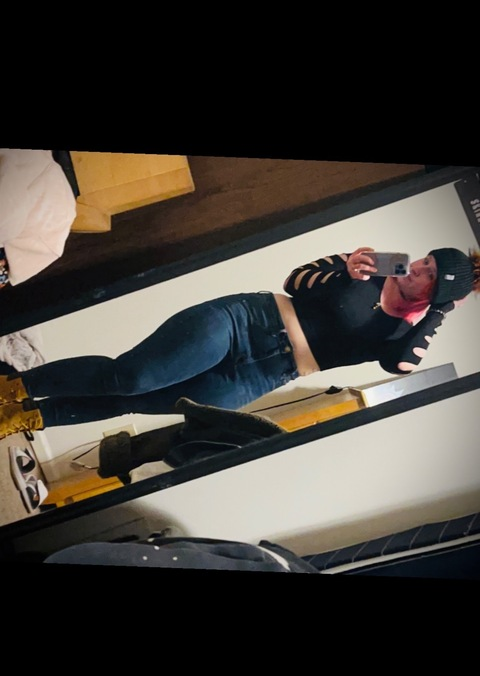 honeydip42 OnlyFans - Free Access to 32 Videos & 123 Photos Onlyfans Free Access