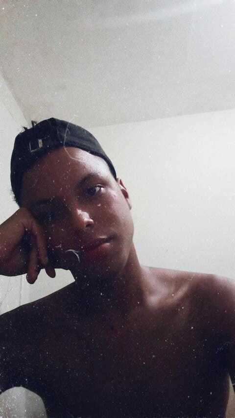 hylton OnlyFans - Free Access to 32 Videos & 49 Photos Onlyfans Free Access