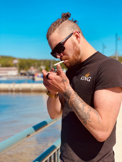 i.ride.the.east OnlyFans - Free Access to 32 Videos & 49 Photos Onlyfans Free Access