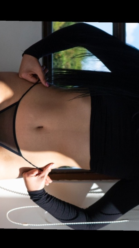 iamelig OnlyFans - Free Access to 32 Videos & 49 Photos Onlyfans Free Access