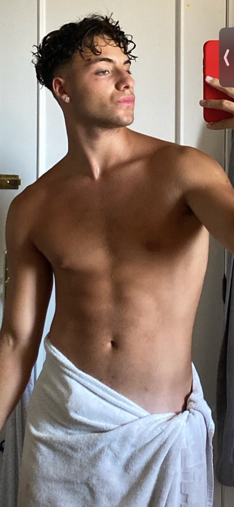 ikerceldran OnlyFans - Free Access to 32 Videos & 49 Photos Onlyfans Free Access