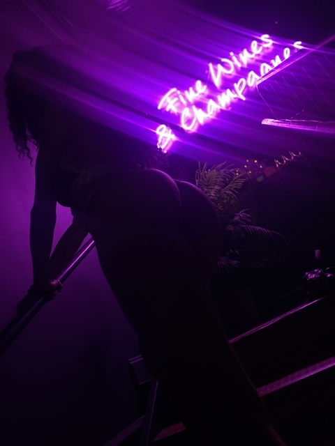 ilovegiigi OnlyFans - Free Access to 32 Videos & 66 Photos Onlyfans Free Access