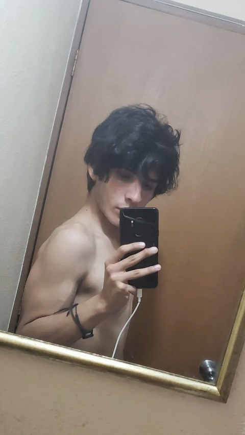 imp22 OnlyFans - Free Access to 50 Videos & 49 Photos Onlyfans Free Access