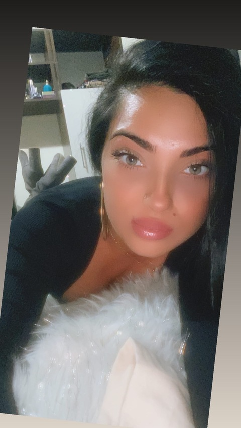 iness.01 OnlyFans - Free Access to 56 Videos & 128 Photos Onlyfans Free Access