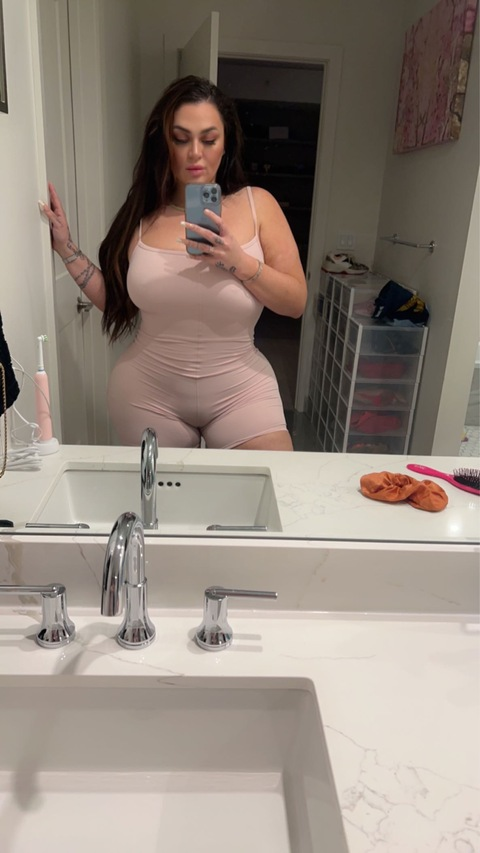 italiangoddess3 OnlyFans - Free Access to 32 Videos & 49 Photos Onlyfans Free Access