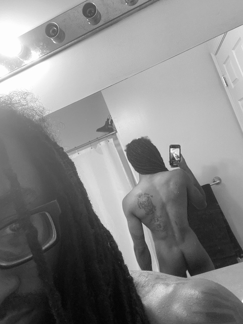 itllmakeyousmile OnlyFans - Free Access to 40 Videos & 66 Photos Onlyfans Free Access