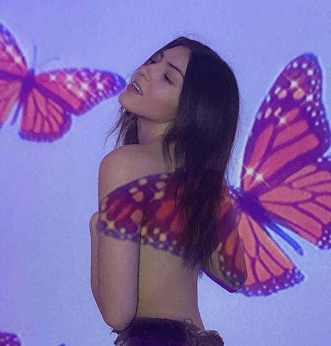itsahlyssa OnlyFans - Free Access to 32 Videos & 49 Photos Onlyfans Free Access