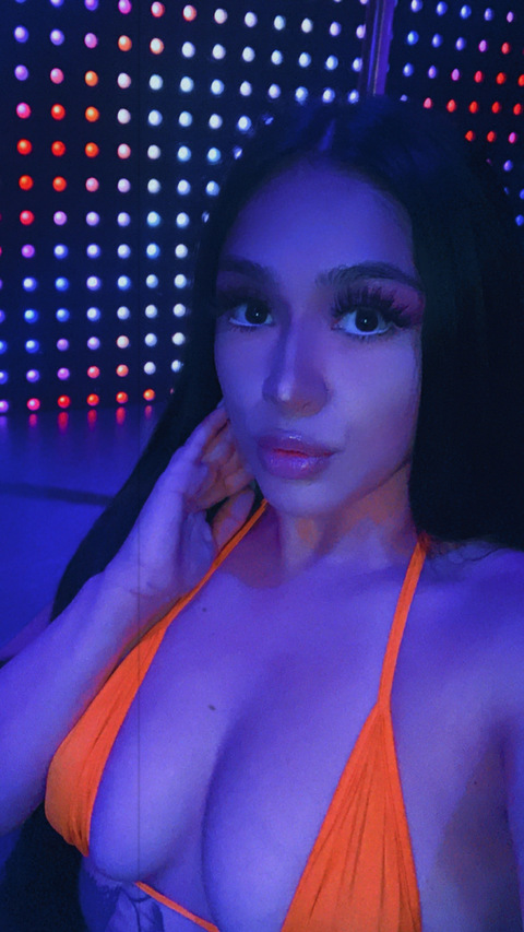 itsamiraa OnlyFans - Free Access to 32 Videos & 49 Photos Onlyfans Free Access