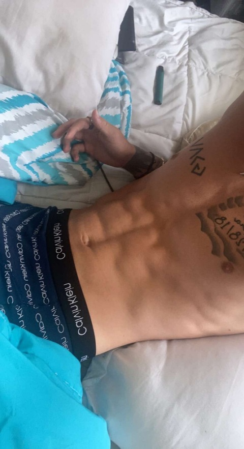 itsluxx OnlyFans - Free Access to 32 Videos & 49 Photos Onlyfans Free Access