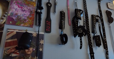 ittybittybatbrat OnlyFans - Free Access to 32 Videos & 49 Photos Onlyfans Free Access