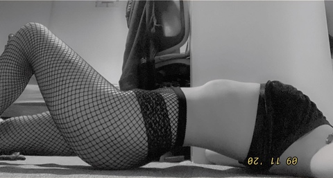 ittybittytiddytilly OnlyFans - Free Access to 32 Videos & 49 Photos Onlyfans Free Access