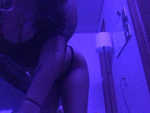 ivyyrae13 OnlyFans - Free Access to 32 Videos & 54 Photos Onlyfans Free Access
