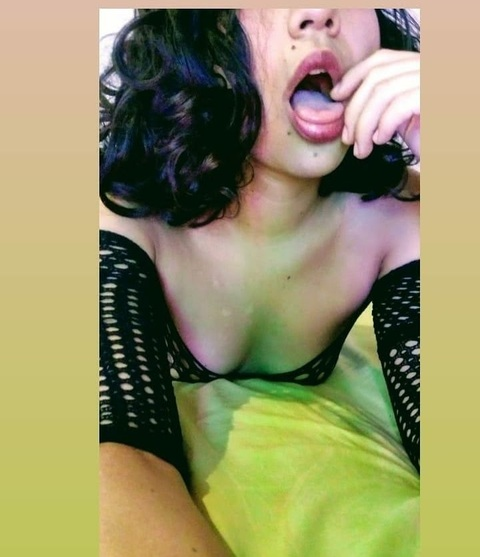 iwannatrip OnlyFans - Free Access to 32 Videos & 49 Photos Onlyfans Free Access