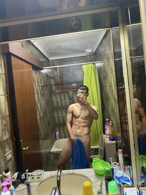 jonasanchezhot OnlyFans - Free Access to 32 Videos & 49 Photos Onlyfans Free Access