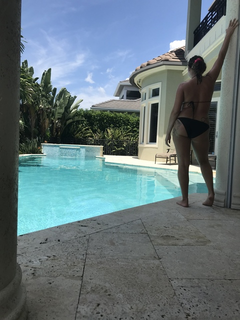 juicy1996 OnlyFans - Free Access to 32 Videos & 49 Photos Onlyfans Free Access