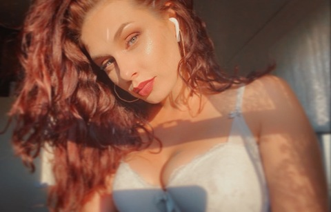 jujulynne071017 OnlyFans - Free Access to 32 Videos & 49 Photos Onlyfans Free Access