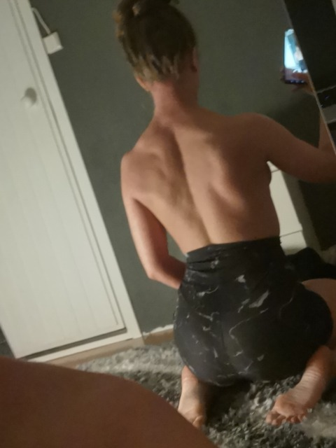 jumalatar99 OnlyFans - Free Access to 32 Videos & 49 Photos Onlyfans Free Access