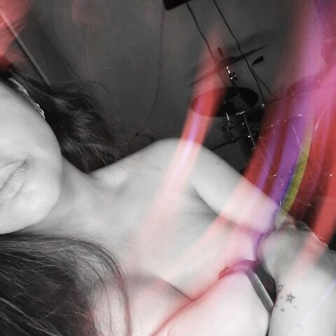 justandromeda OnlyFans - Free Access to 32 Videos & 49 Photos Onlyfans Free Access
