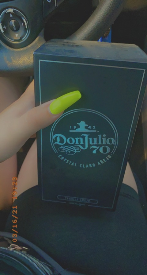 kandiinicole OnlyFans - Free Access to 32 Videos & 49 Photos Onlyfans Free Access