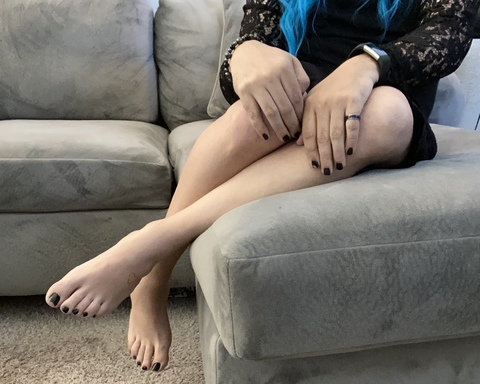 katiejsfeet OnlyFans - Free Access to 32 Videos & 1342 Photos Onlyfans Free Access