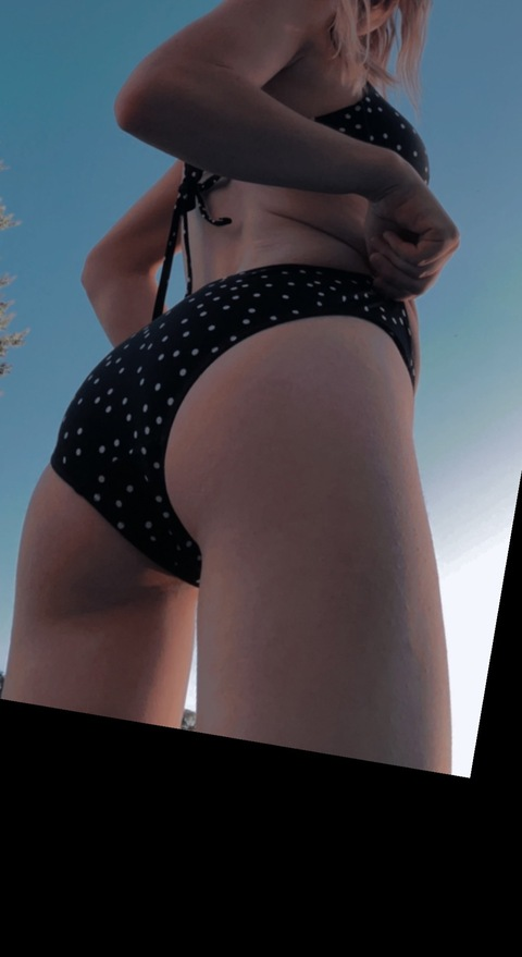 kaybaaee161 OnlyFans - Free Access to 32 Videos & 49 Photos Onlyfans Free Access