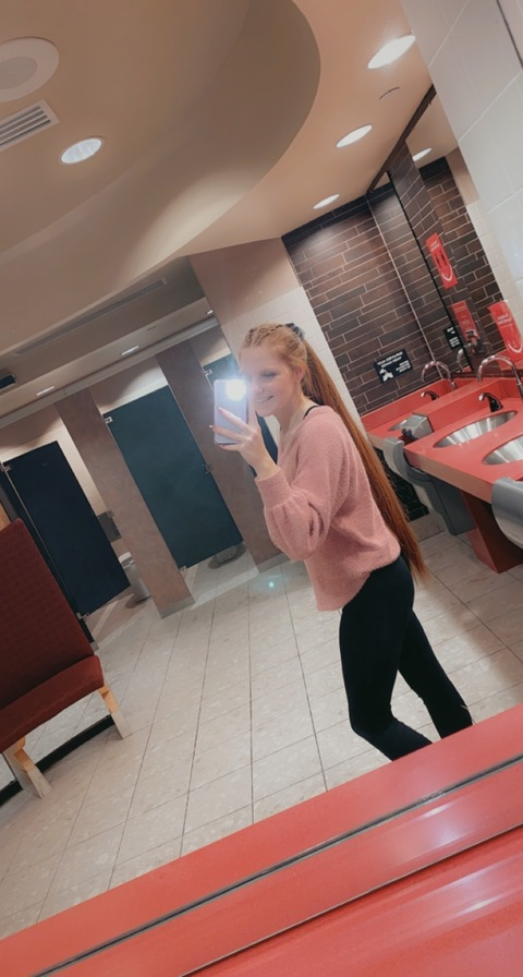 kellyluv1 OnlyFans - Free Access to 32 Videos & 49 Photos Onlyfans Free Access