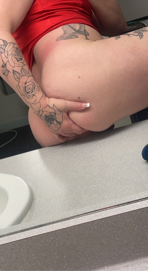 kiki920 OnlyFans - Free Access to 32 Videos & 64 Photos Onlyfans Free Access